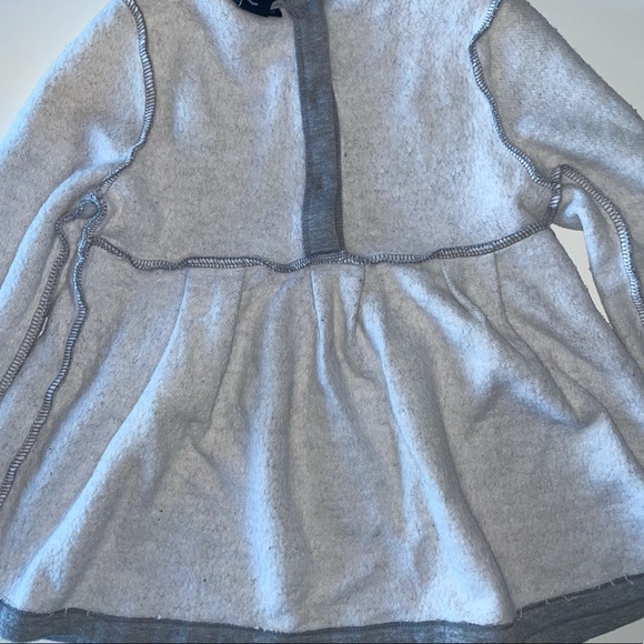 Sold-mmy Hilfiger- Girls sweater dress- Grey SZ 6 - Picture 6 of 9